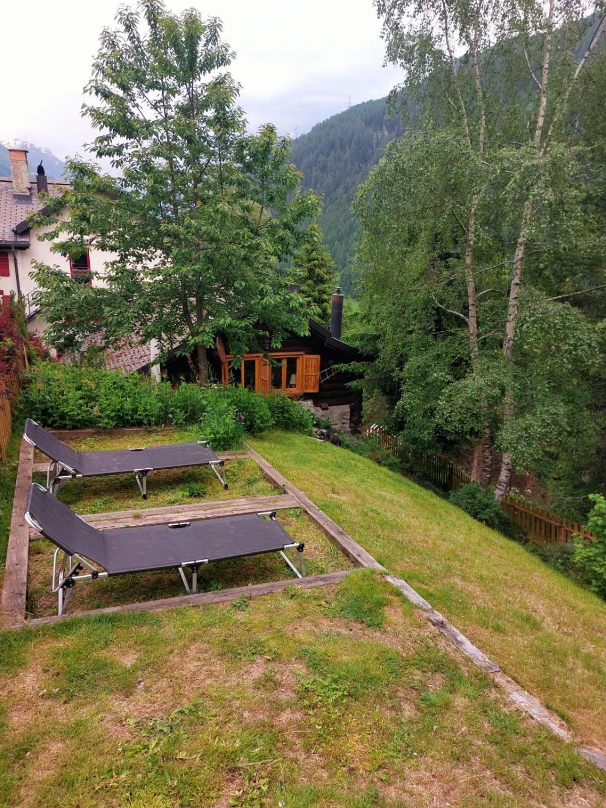 "Chalet Dei Fiori" Room & Apartment Бедретто Экстерьер фото